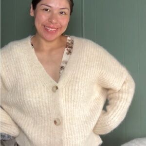 Elegant Cream Women's Cardigan